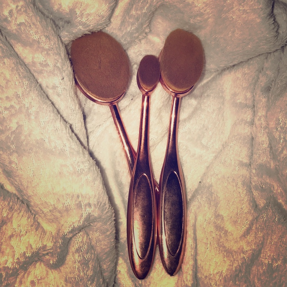 Assorted Face Brushes Rose Gold